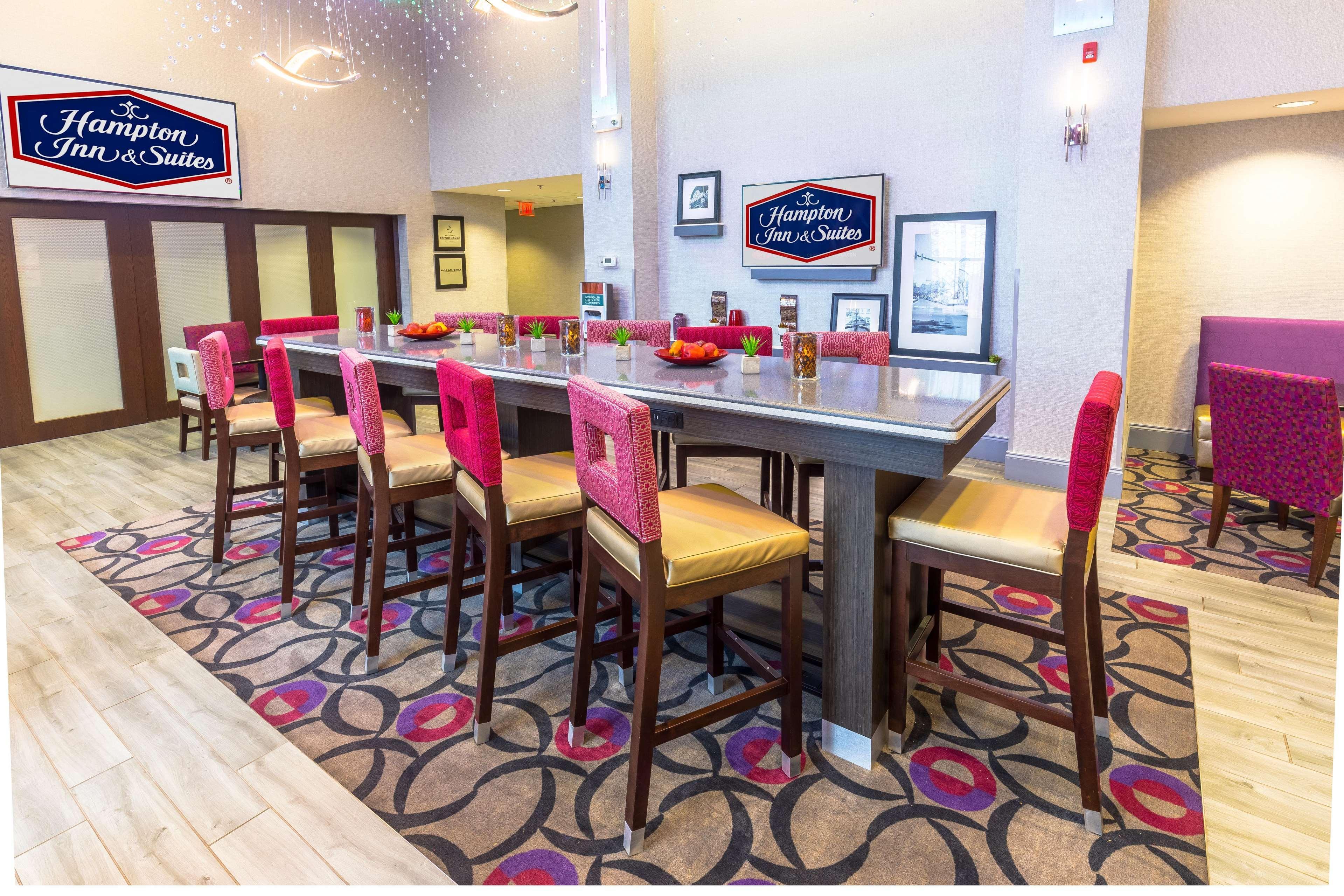 Hampton Inn & Suites Dublin Esterno foto