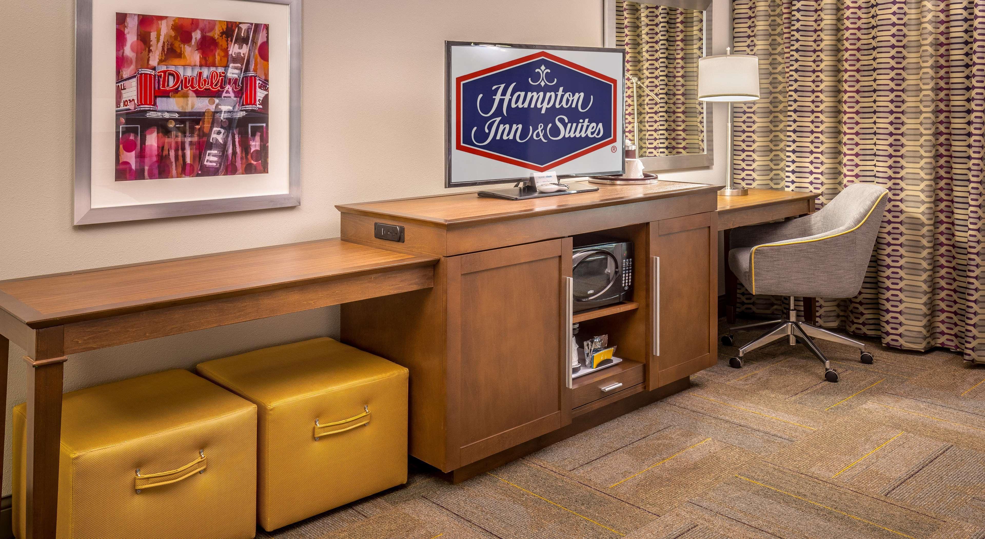 Hampton Inn & Suites Dublin Esterno foto
