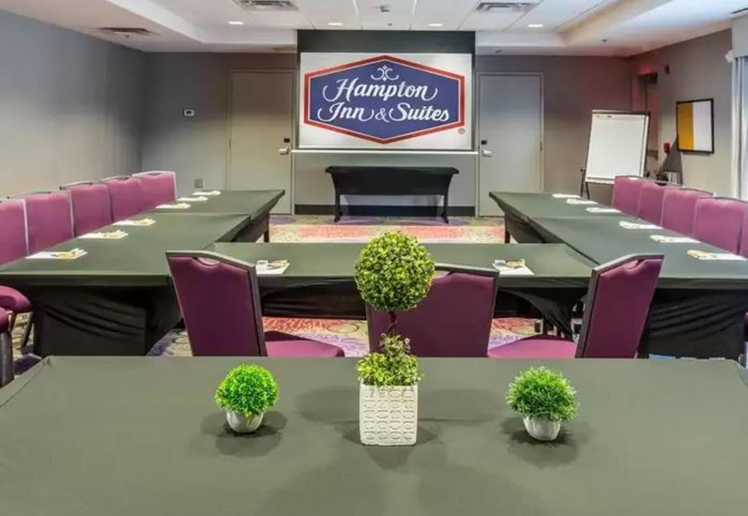 Hampton Inn & Suites Dublin Esterno foto