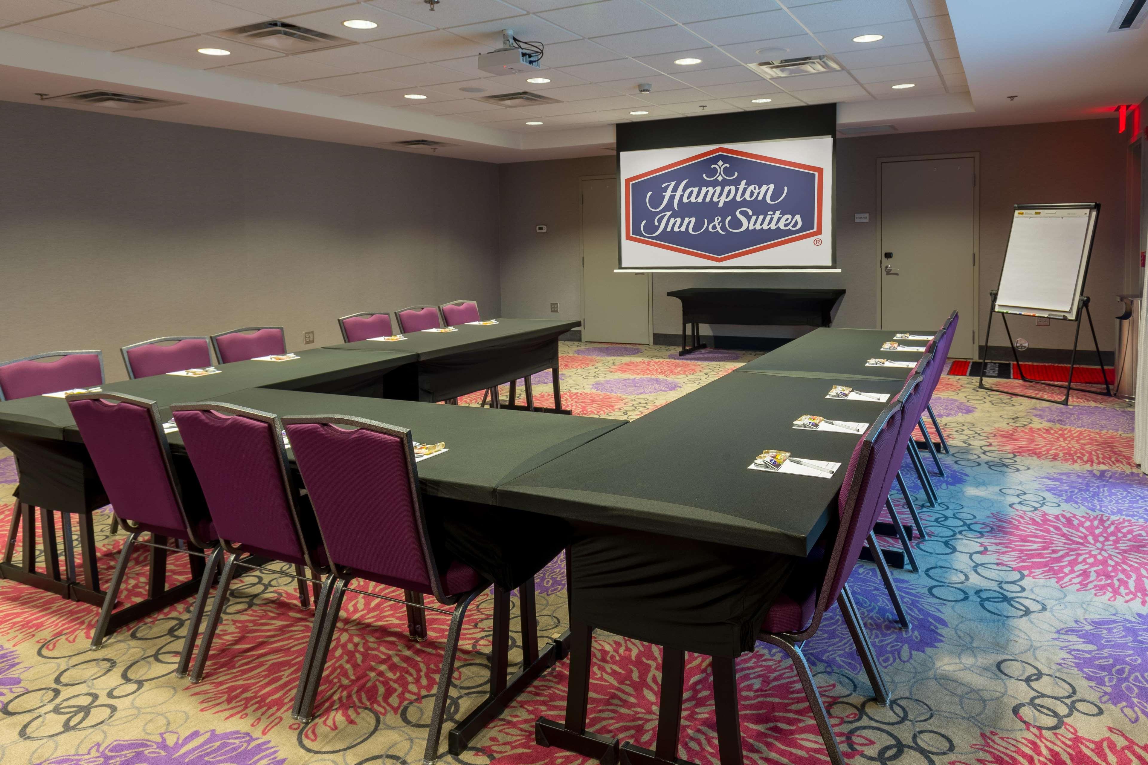 Hampton Inn & Suites Dublin Esterno foto