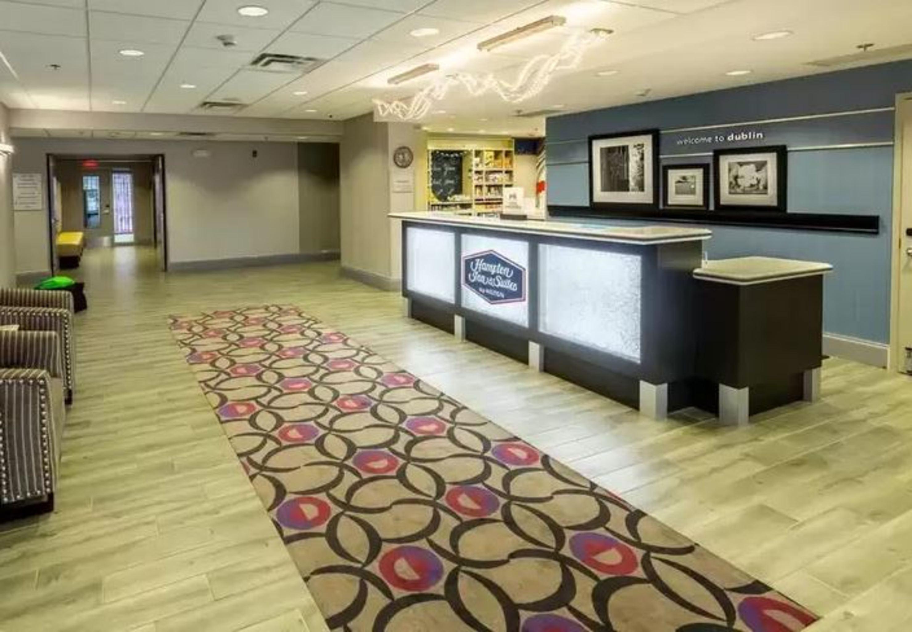 Hampton Inn & Suites Dublin Esterno foto