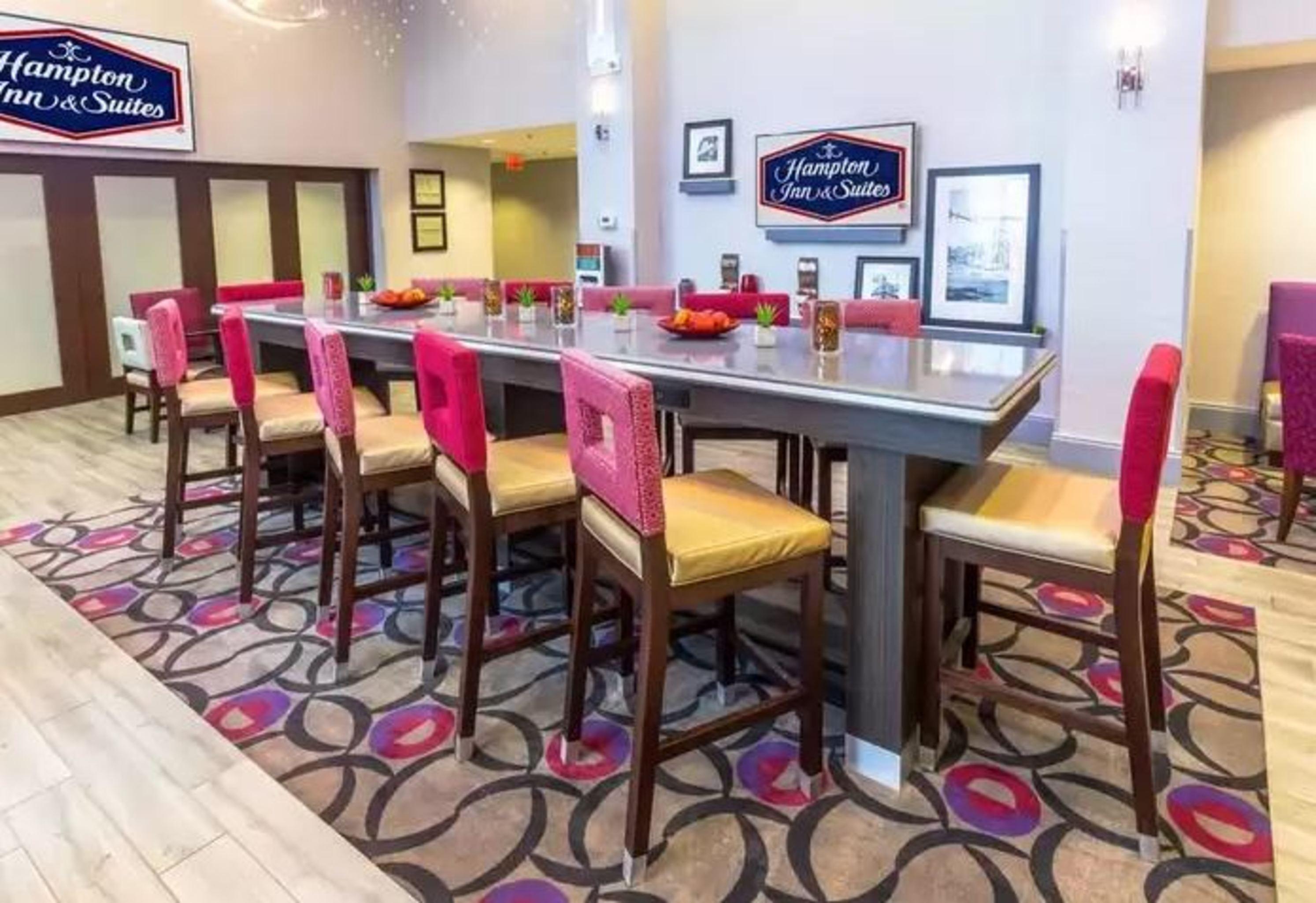Hampton Inn & Suites Dublin Esterno foto