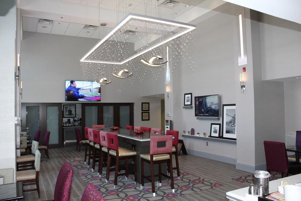Hampton Inn & Suites Dublin Esterno foto