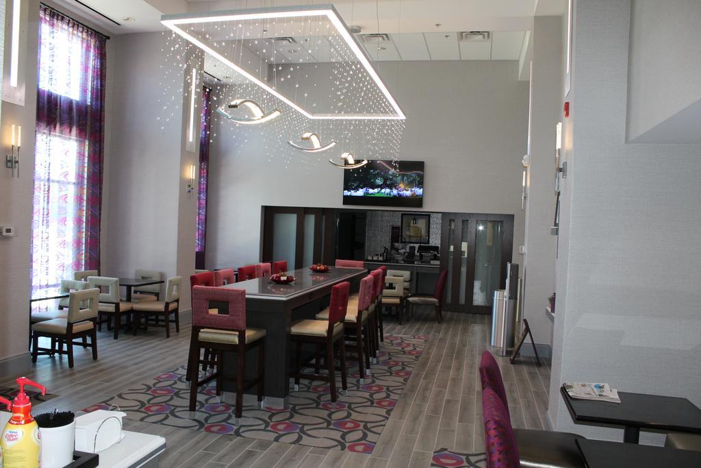 Hampton Inn & Suites Dublin Esterno foto